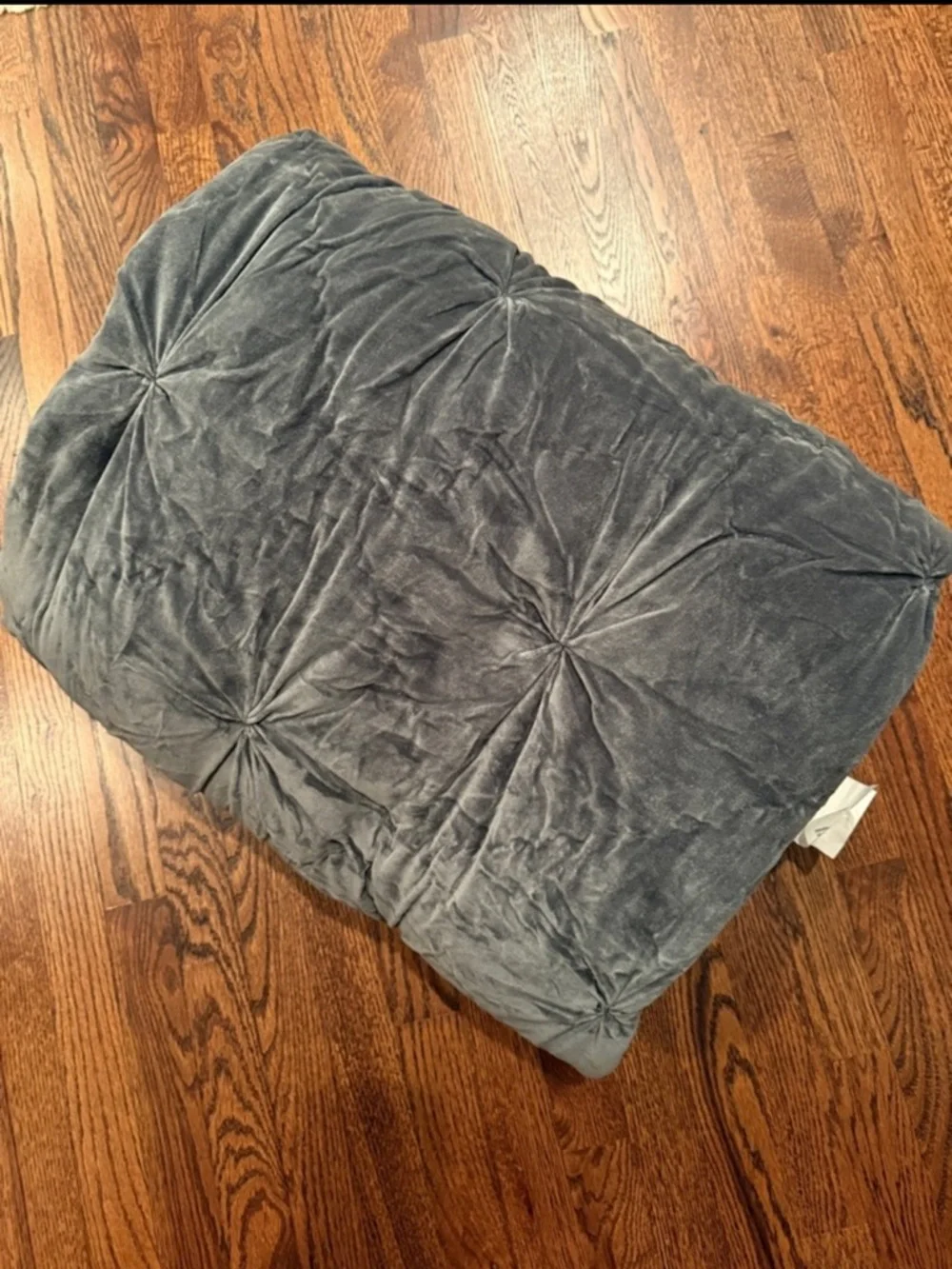 New Anthropologie Trova Velvet Quilt Size Queen